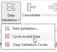 В выпадающем меню «Проверка данных» три варианта: «Проверка данных», «Обвести неверные данные» и «Удалить кружки неверных данных». Выбран пункт «Обвести неверные данные».